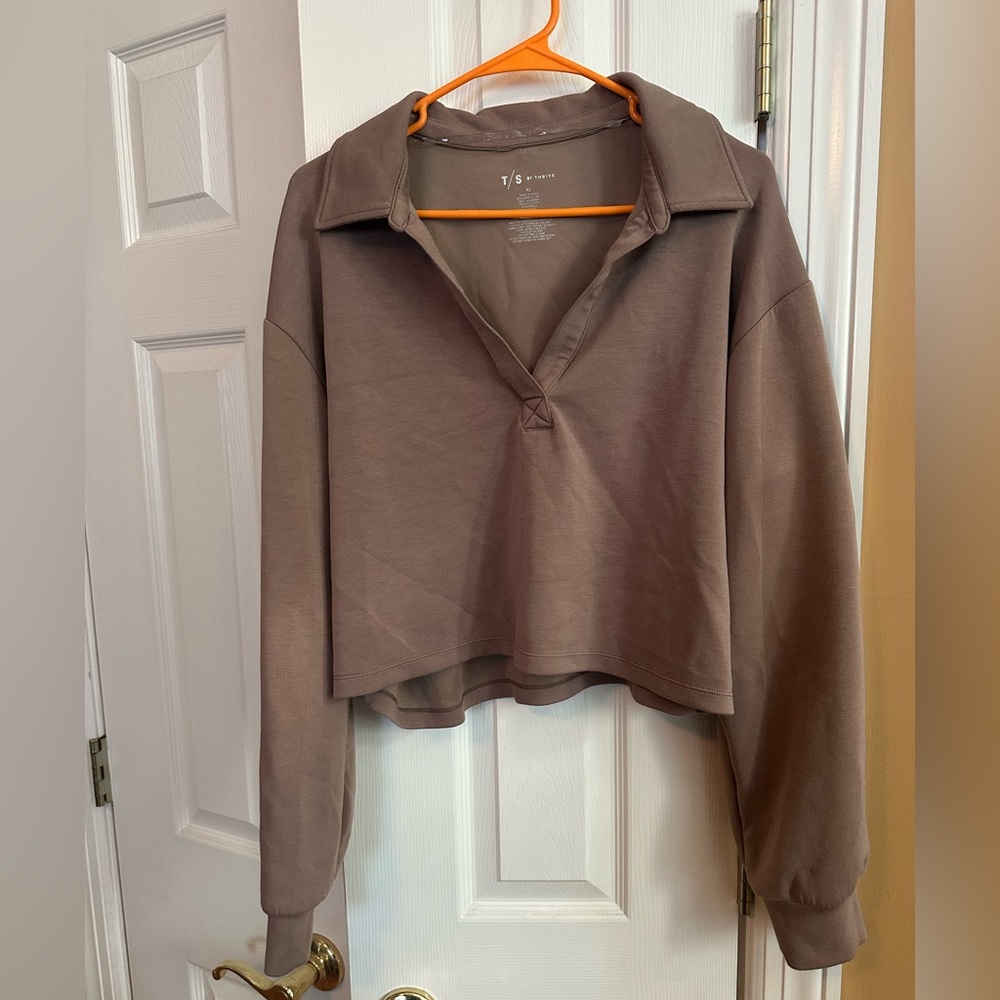 Thrive Brown Cropped Sweatshirt
